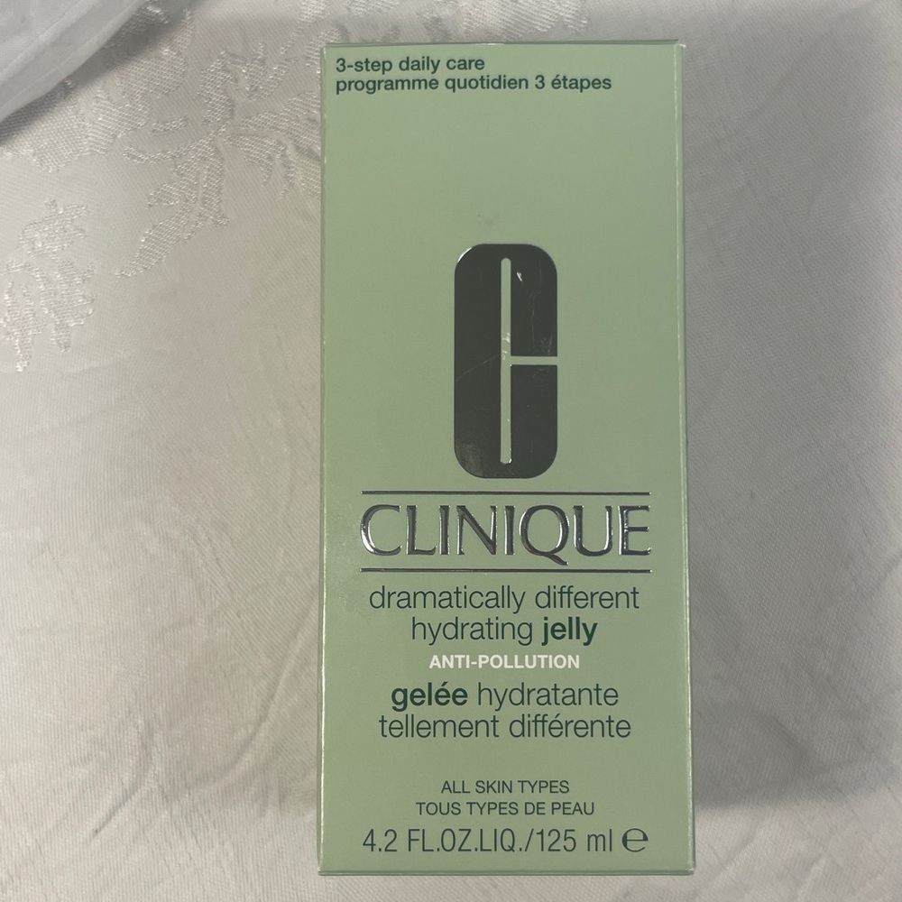 Clinique Dramatically Different Hydrating Jelly 4.2 oz 125 ml NEW IN BOX - Picture 2 of 9